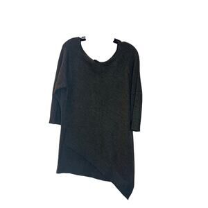 The Limited three quarter sleeve asymmetrical blouse